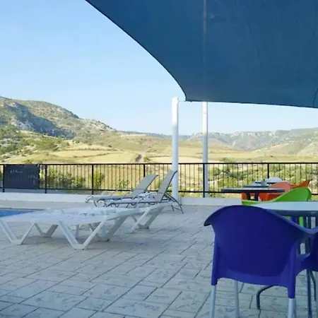 Panoramic Holidays *