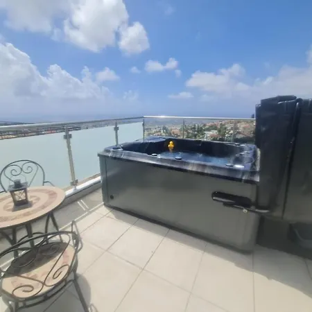 Panoramic Holidays بييا